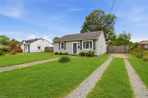712 Norwood Cir, Hampton, VA, 23661-2014 | Card Image