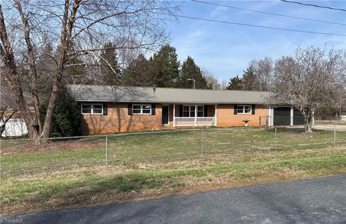 3948 Valley Dr, Sophia, NC, 27350-8382 | Card Image