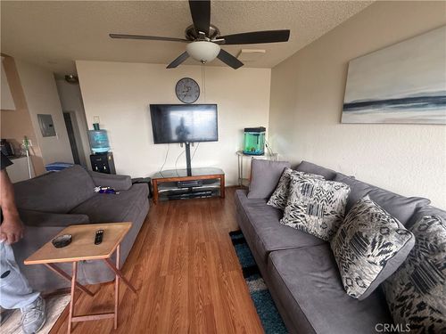 3-8634 Park St, Bellflower, CA, 90706-5572 | Card Image