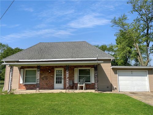 6 S Oakland Rd, Ashmore, IL, 61912-8715 | Card Image
