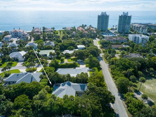 765 Date Palm Rd, Vero Beach, FL, 32963-1633 | Card Image