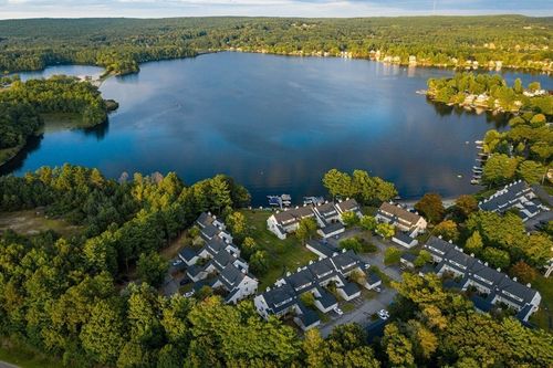 210-210 Beacon Park, Webster, MA, 01570-1560 | Card Image