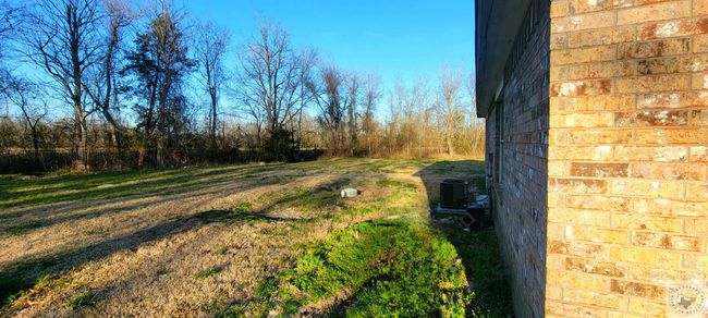 127 - 127 Us Highway 82 E, House other with 2 bedrooms, 1 bathrooms and null parking in Annona TX | Image 18
