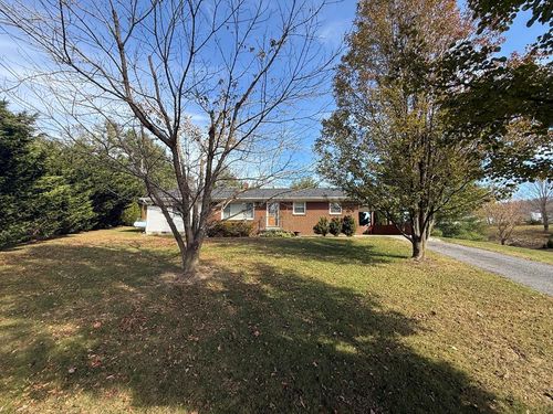 334 Fairview St, Bland, VA, 24315-9676 | Card Image