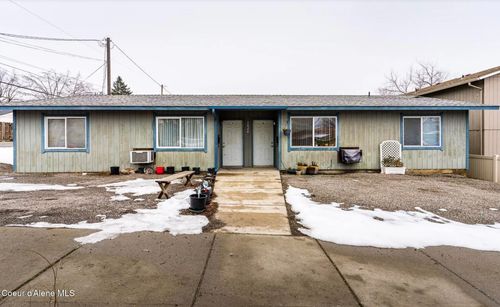 3024 N Hogan St, Spokane, WA, 99207-4728 | Card Image