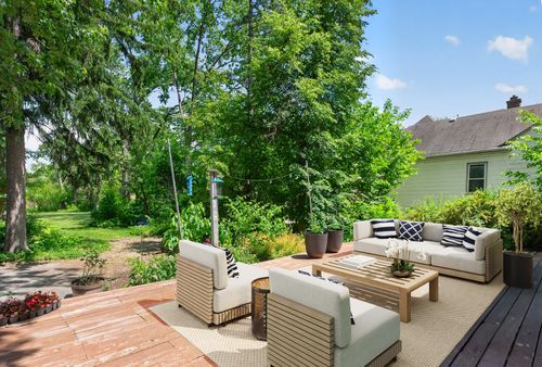 18219 Riegel Rd, Homewood, IL, 60430-2320 | Card Image