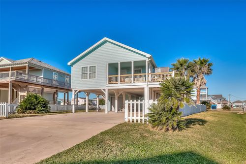 2895 Laguna Dr, Port Bolivar, TX, 77650 | Card Image