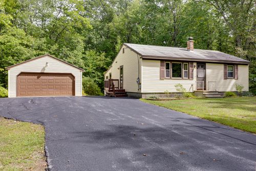 11 Albert Circle, Buxton, ME, 04093 | Card Image