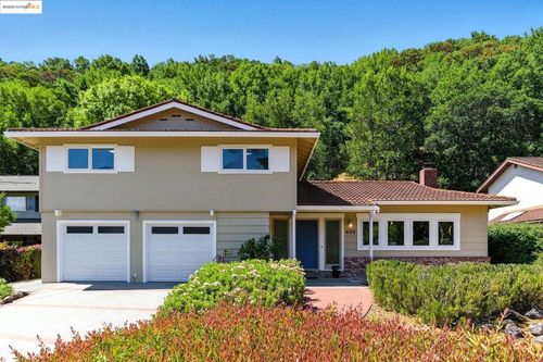 499 Blackstone Dr, San Rafael, CA, 94903-1301 | Card Image