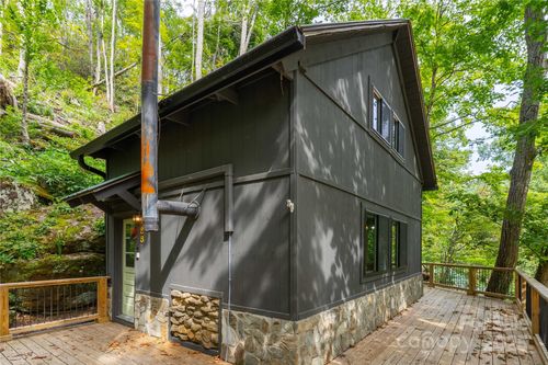 88 Mountain Farm Rd, Burnsville, NC, 28714-6901 | Card Image