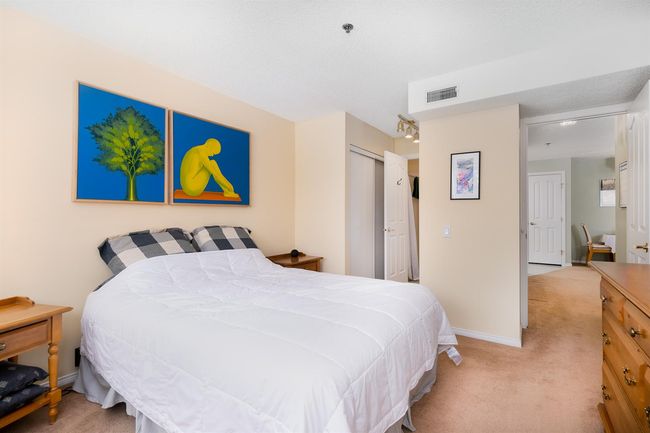 1215 - 1818 Simcoe Blvd Sw, Condo with 2 bedrooms, 2 bathrooms and 1 parking in Calgary AB | Image 16