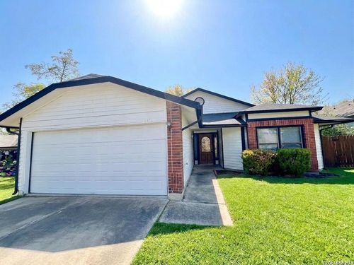 8626 Serene Ridge Dr, San Antonio, TX, 78239-4066 | Card Image