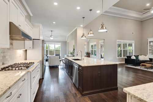 524 Tender Oaks Cv, Collierville, TN, 38017-2179 | Card Image