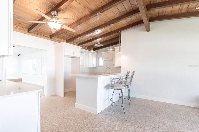 2703 Avenue B, House other with 3 bedrooms, 2 bathrooms and null parking in HOLMES BEACH FL | Image 8