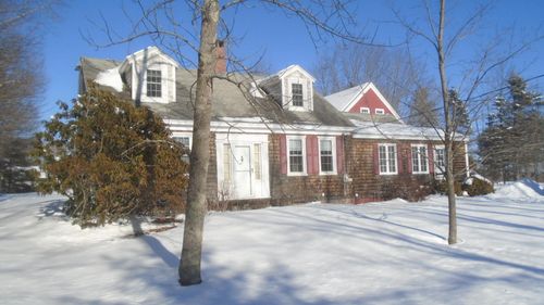 629 W Auburn Road, Auburn, ME, 04210 | Card Image