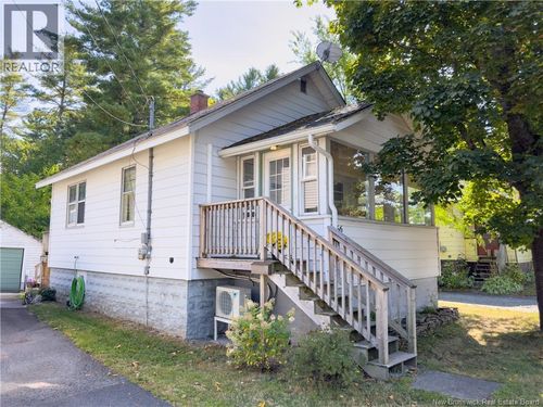266 Sunset Dr, Fredericton, NB, E3A1A9 | Card Image