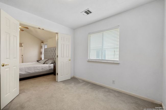 9511 Autumn Run Ln, House other with 3 bedrooms, 2 bathrooms and null parking in Converse TX | Image 14