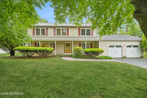 325 Oak Hill Rd, Red Bank, NJ, 07701-5786 | Card Image