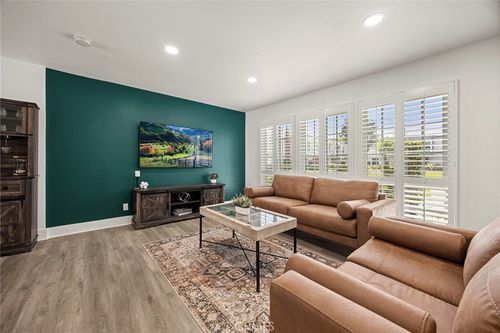 h-1973 W Greenleaf Ave, Anaheim, CA, 92801-3960 | Card Image