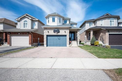 30 Heatherwood Place, Kitchener, ON, N2N3P4 | Card Image