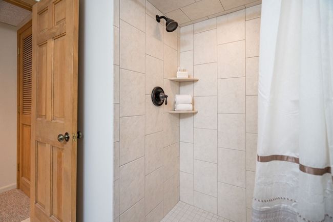 6490 Glyndebourne Dr, House other with 4 bedrooms, 4 bathrooms and null parking in Troy MI | Image 40