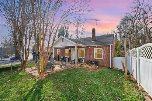 143 Millview Rd, Elkin, NC, 28621-3520 | Card Image