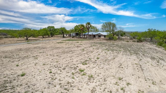 1390 Windmill Rd, House other with 2 bedrooms, 2 bathrooms and null parking in Uvalde TX | Image 50