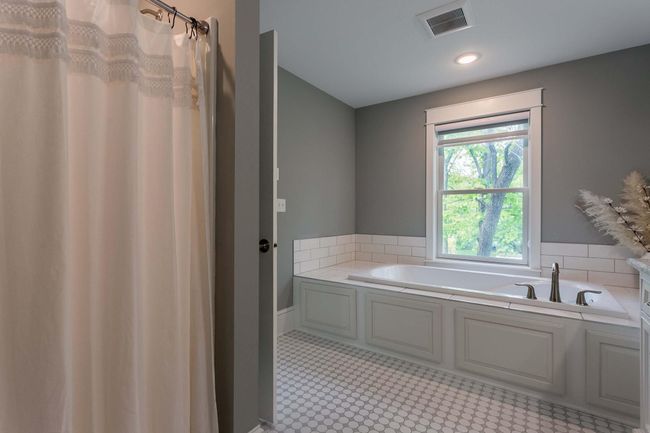 320 7 Th St W, House other with 4 bedrooms, 3 bathrooms and null parking in Hastings MN | Image 40