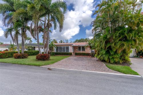 947 Lincoln St, Hollywood, FL, 33019-1124 | Card Image