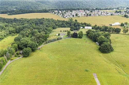 1225 Ross Ave, Manor Twp, PA, 16226 | Card Image