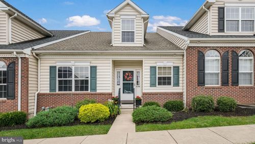 2146 Hidden Meadows Ave, PENNSBURG, PA, 18073-1274 | Card Image