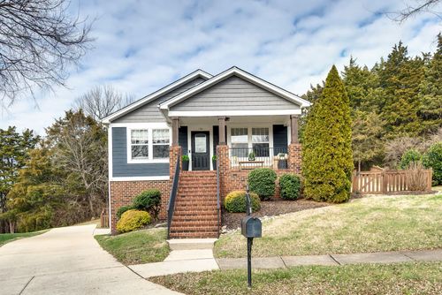 130 Carters Glen Pl, Franklin, TN, 37064-3568 | Card Image