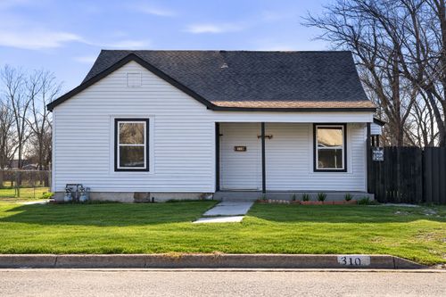 310 S Hampshire St, Saginaw, TX, 76179-1500 | Card Image