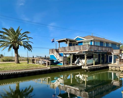 16719 Tahiti Way, Jamaica Beach, TX, 77554 | Card Image