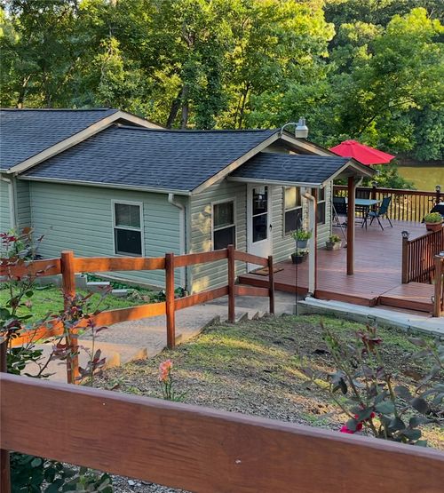 110 Lakeshore Ln, Seneca, SC, 29678-5320 | Card Image