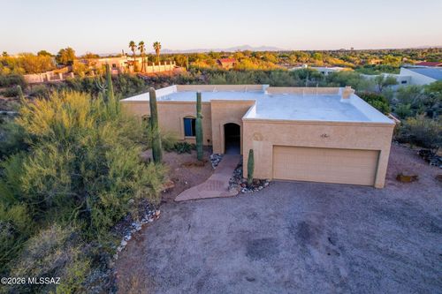 6090 E River Rd, Tucson, AZ, 85750-1922 | Card Image