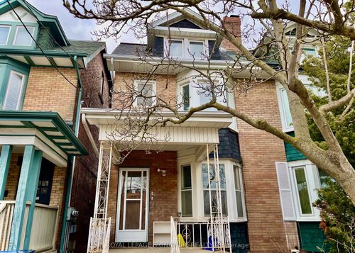 main-8 St Annes Rd, Toronto, ON, M6J2C1 | Card Image