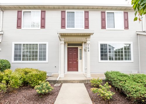 768 County Line Rd, Aurora, IL, 60502-7345 | Card Image