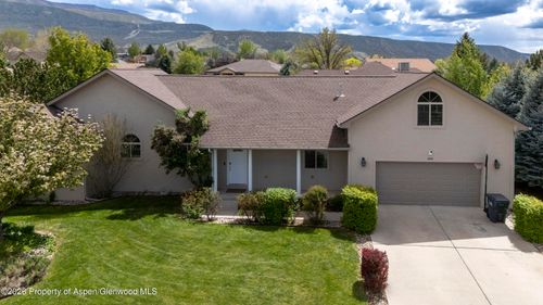52 Lodge Pole Circle, Parachute, CO, 81635 | Card Image
