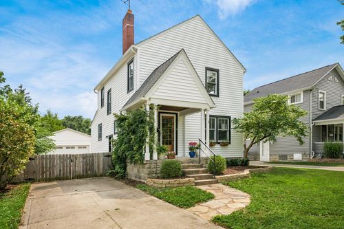 553 Piedmont Rd, Columbus, OH, 43214-3817 | Card Image