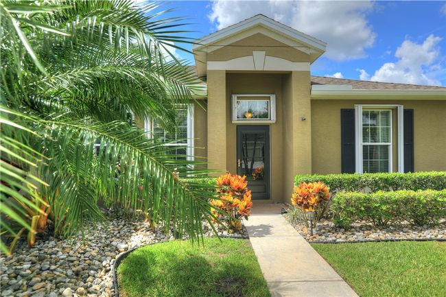 337 Sebastian Crossings Blvd, House other with 3 bedrooms, 2 bathrooms and null parking in SEBASTIAN FL | Image 4