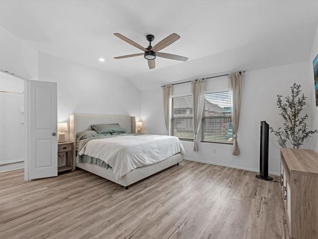 3803 Falling Moon Ln, House other with 4 bedrooms, 2 bathrooms and null parking in Rosenberg TX | Image 8
