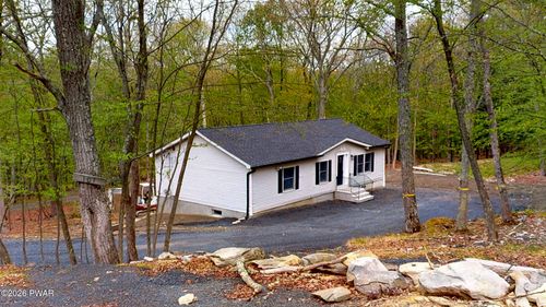 101 Arbutus Ct, Milford, PA, 18337-7441 | Card Image