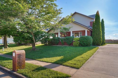 4943 S Tanager Ave, Battlefield, MO, 65619-8302 | Card Image