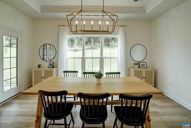 Large light-filled dining room | Image 21