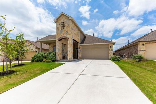 633 Jess Maynard Trl, Leander, TX, 78641-8032 | Card Image