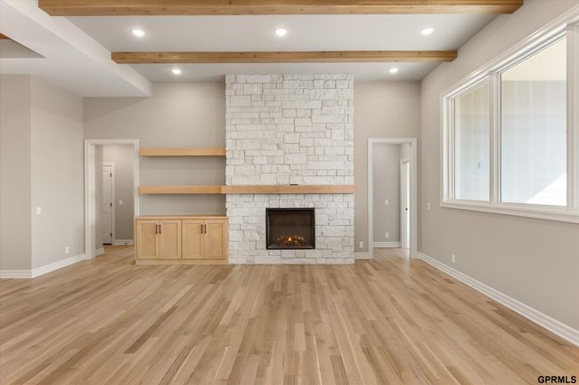 21859 B St, House other with 6 bedrooms, 4 bathrooms and 4 parking in Elkhorn NE | Image 6