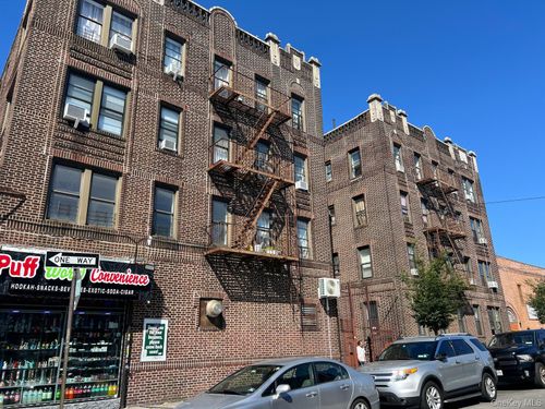 97 75th St, Ozone Park, NY, 11416-1034 | Card Image