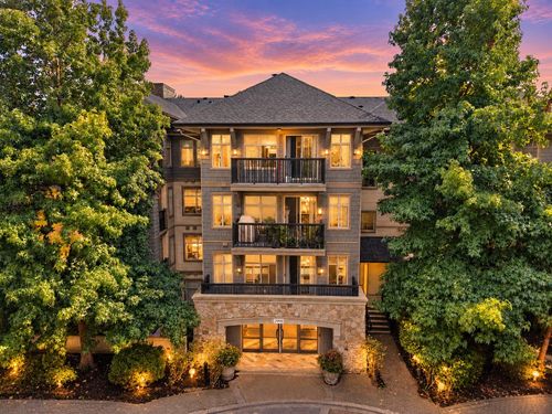 303-2998 Silver Springs Boulevard, Coquitlam, BC, V3E3R7 | Card Image