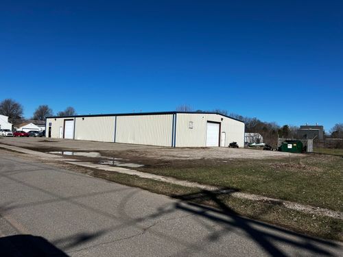 505 South St, Schoolcraft, MI, 49087-9166 | Card Image